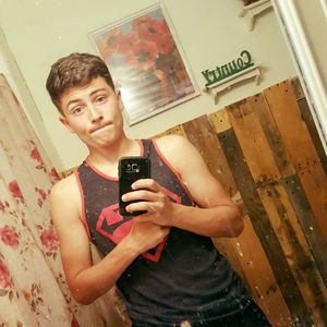 Meet your Posher, Logan